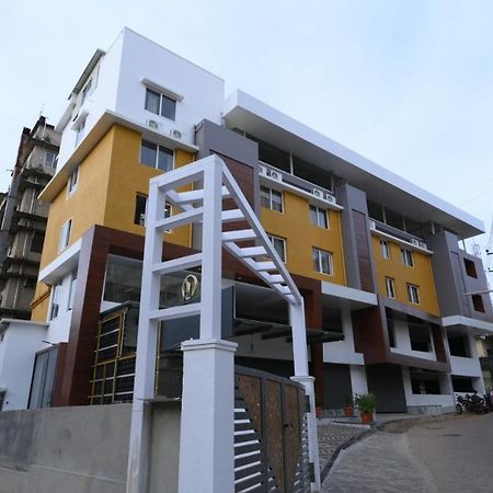 Meenakshi Inn Udupi Esterno foto